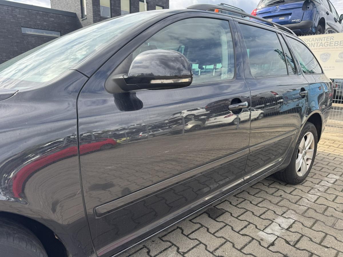 Skoda Octavia 2 original T&uuml;r vorn links 9910 Schwarzmetallic Rohbau Bj.2009